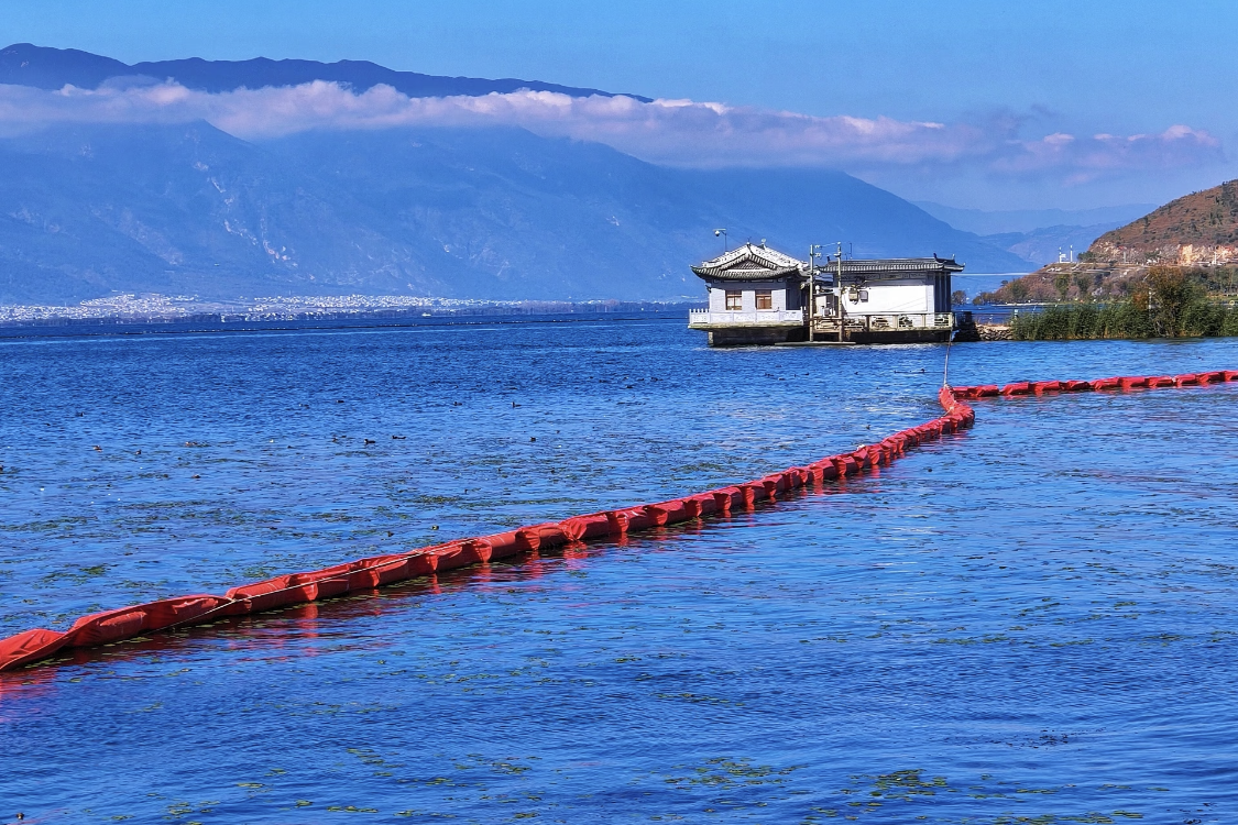Erhai Lake
